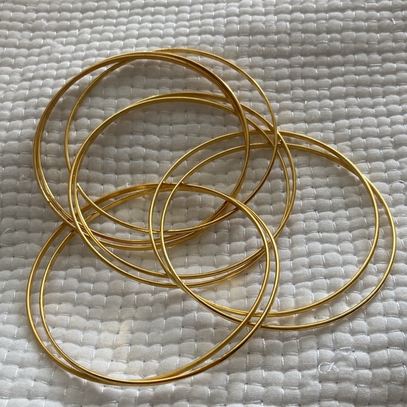 Vintage goldtone clinky thin bangles (9) alternating matte and shiny bangles - Picture 2 of 7